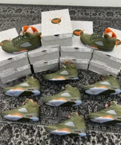 wholesale sneaker pallets for retailers Germany